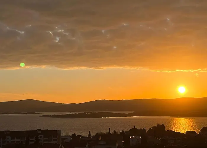Sea Bay View - Avec Piscine Et Magnifique Vue Sur Apartman