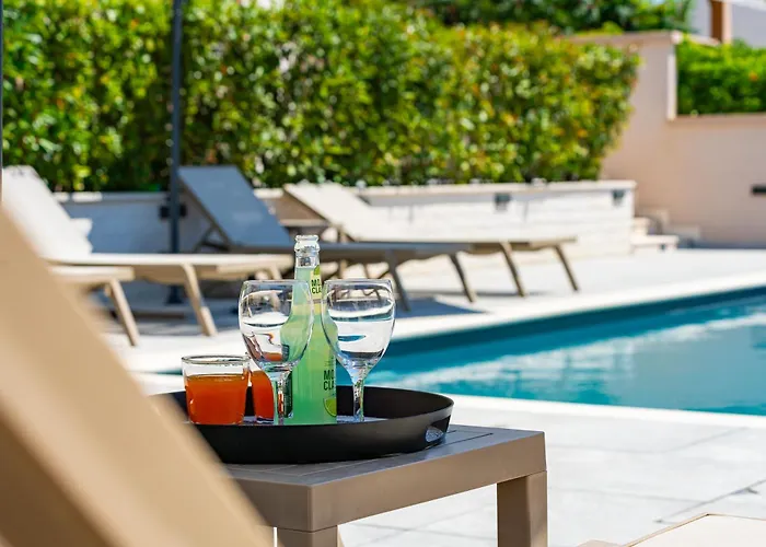 Sea Bay View - Avec Piscine Et Magnifique Vue Sur Apartman Sveti Filip i Jakov