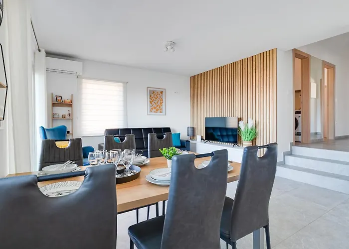 Sea Bay View - Avec Piscine Et Magnifique Vue Sur Apartman *