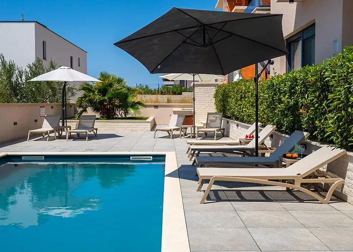 Sea Bay View - Avec Piscine Et Magnifique Vue Sur Apartman Sveti Filip i Jakov