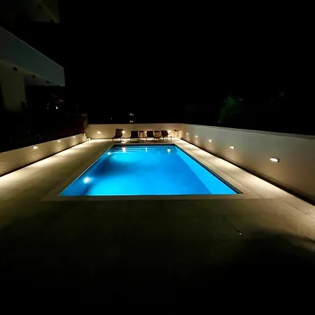 Sea Bay View - Avec Piscine Et Magnifique Vue Sur Lejlighed
