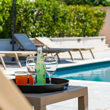Sea Bay View - Avec Piscine Et Magnifique Vue Sur Lejlighed Sveti Filip i Jakov